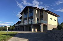 Фото репортаж с места строительства кирпичного дома ок 800 кв м с цоколем и СПА в д Пеники Лен области - мини - 47