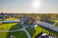 Летняя кухня с террасой барбекю и бильярдной в Оликах под ключ - мини - 23