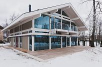 Фото репортаж с места строительства загородного дома с панорамными окнами в КП Монтевиль - мини - 1