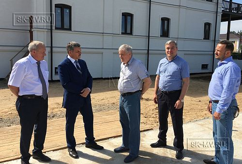 Фото репортаж с места строительства Дома художников 1600 кв м из кирпича с цокольным этажом по старинным чертежам 19 века в Тарусе Калужской области - 4