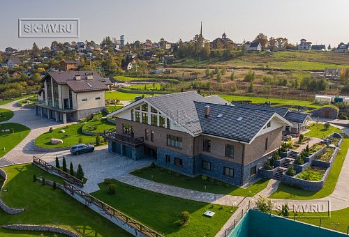 Фото репортаж с места строительства комбинированного дома площадью 1400 кв м с цоколем и СПА в д Пеники Ленобласти - 49