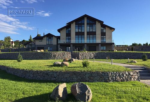 Фото репортаж с места строительства кирпичного дома ок 800 кв м с цоколем и СПА в д Пеники Лен области - 48