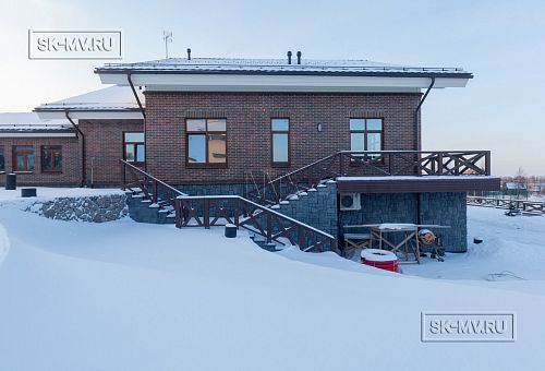 Фото репортаж с места строительства комбинированного дома площадью 1400 кв м с цоколем и СПА в д Пеники Ленобласти - 2