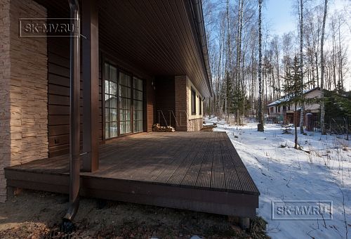 Построенный одноэтажный дом из газобетона с шатровой крышей в СНТ Фауна - 7