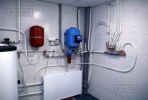 Пример внутренней отделки комбинированного загородного дома с цокольным этажом в п Ольшанки - 12