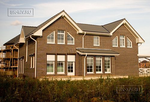 Строительство каркасного коттеджа с кирпичной отделкой в поселке Черничные поля Москва - 17