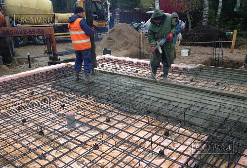 12. Бетонирование фундамента дома