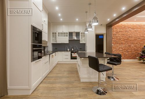 Дизайн интерьера загородного дома из кирпича в Пениках 1 - 34